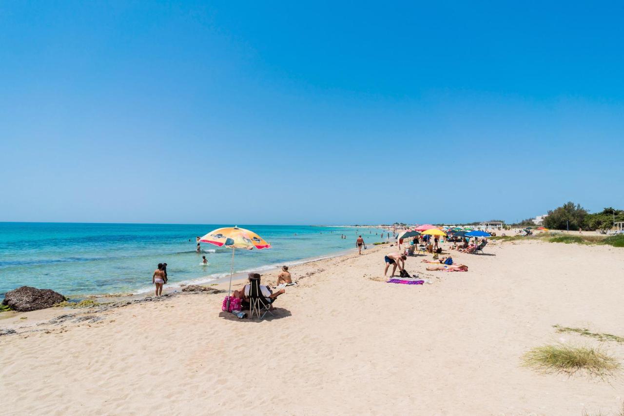 L'Attico Di Apartment Lido Marini Bagian luar foto